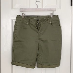 NWOT Sonoma Life + Style Modern Bermuda Fit Shorts